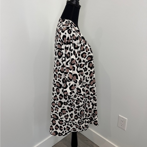 BiBi Front Open Leopard Print Short Sleeve Cardigan (S) - Picture 4 of 7